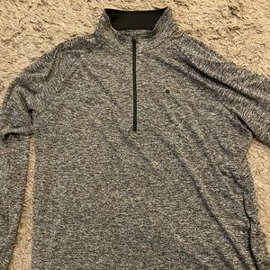 Mens UnderArmour Heatgear Pullover Top